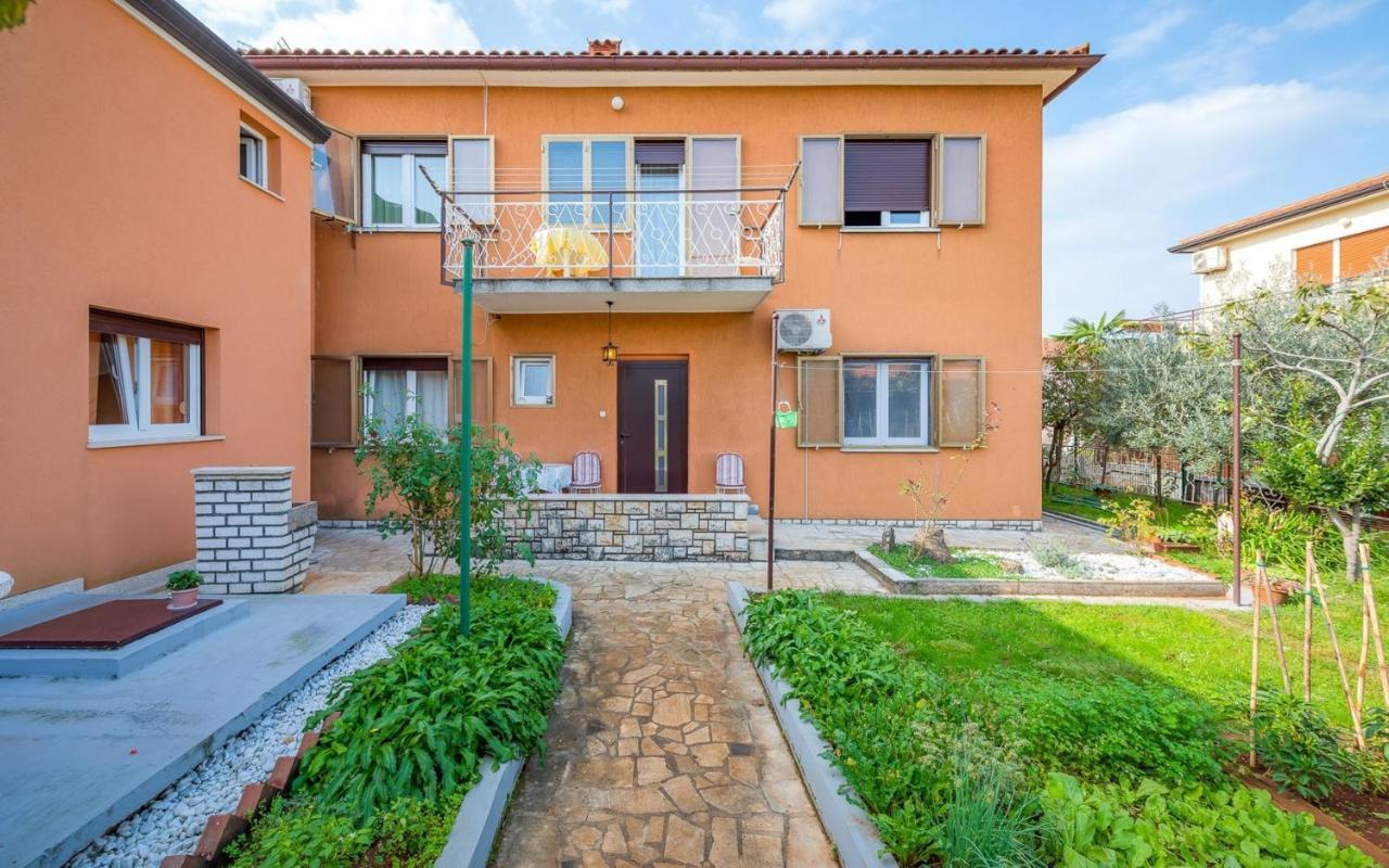 Ferucio House With Apartments Umag Buitenkant foto